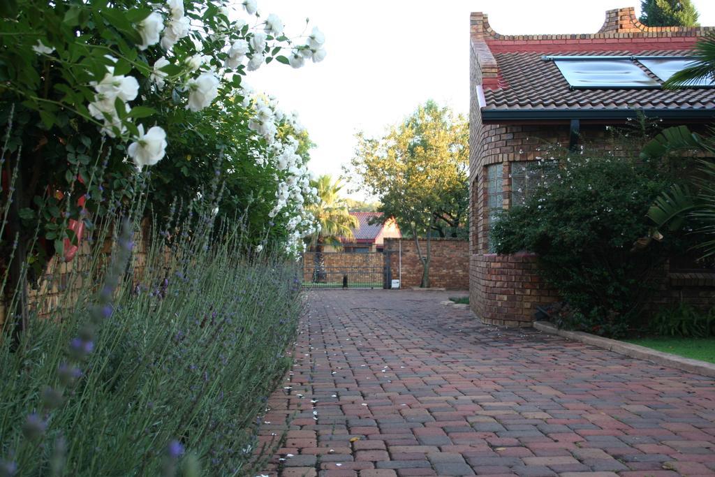 Aero Lodge Guest House Middelburg  Buitenkant foto