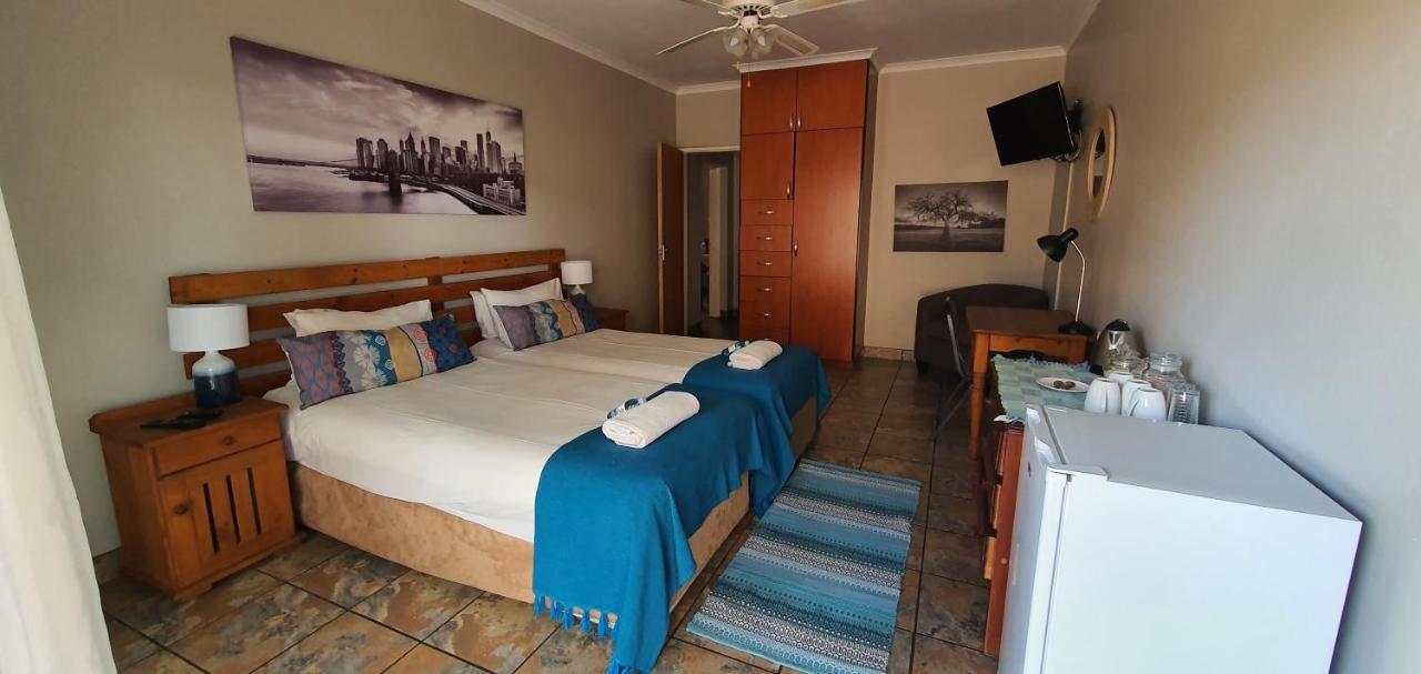 Aero Lodge Guest House Middelburg  Buitenkant foto